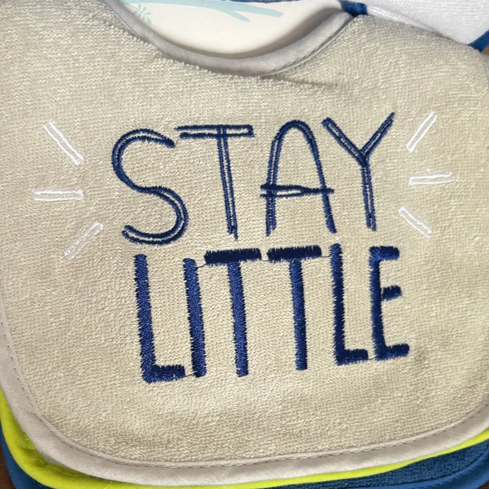 Parents Choice 4 pack Infant Bibs - Green and Blue